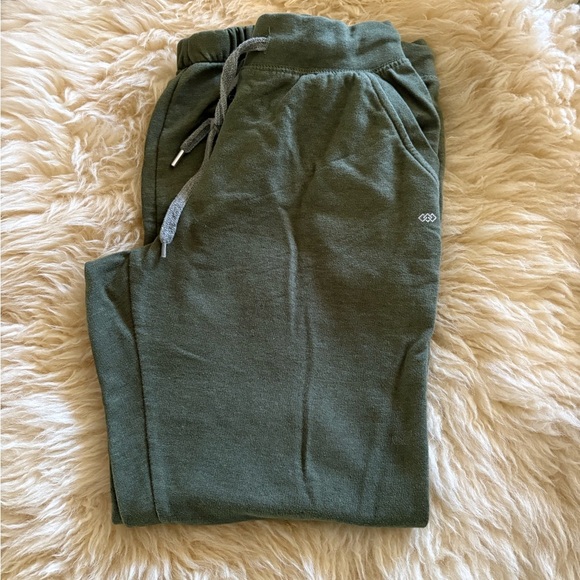 Leg3Nd Olive Green Joggers Pants - Picture 5 of 5